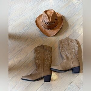 Brown Western Cowboy Boots and hat